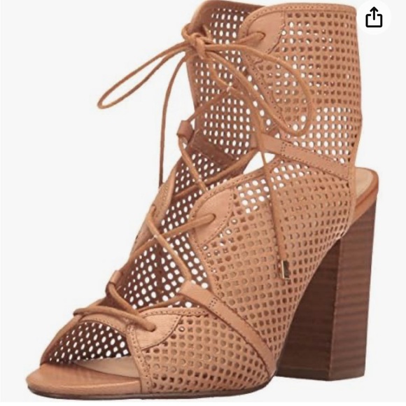 Aldo Shoes - Picture 3 of 9